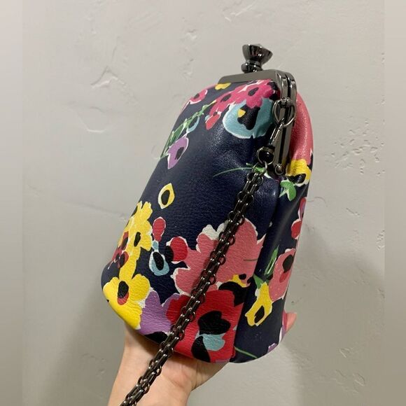 Handmade Genuine Leather Floral Print Push-lock Bucket Bag & Mink Fur Charm - Picture 9 of 16